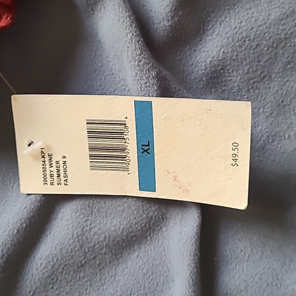 Jessica Simpson junior women's mesh trim with bell sleeve XL NWT BURGUNDY - Picture 3 of 10